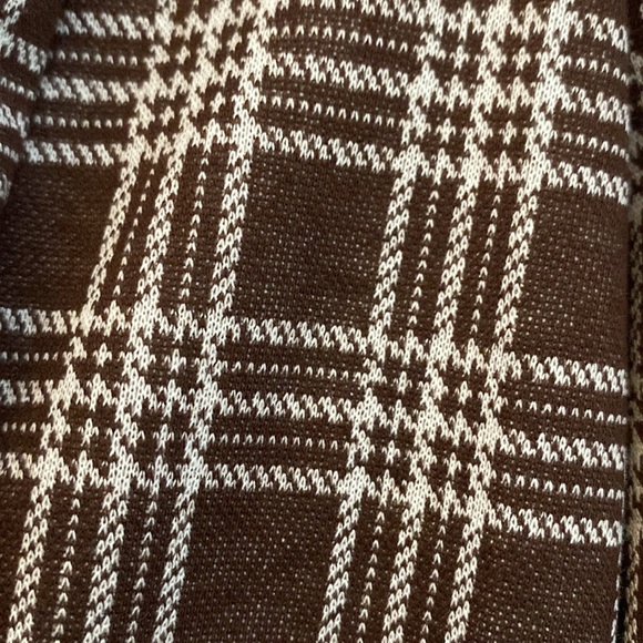 ORIGINALITY PLAID PLEATED BROWN MINI SKIRT - Picture 3 of 4